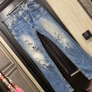 Miss Me straight leg distressed